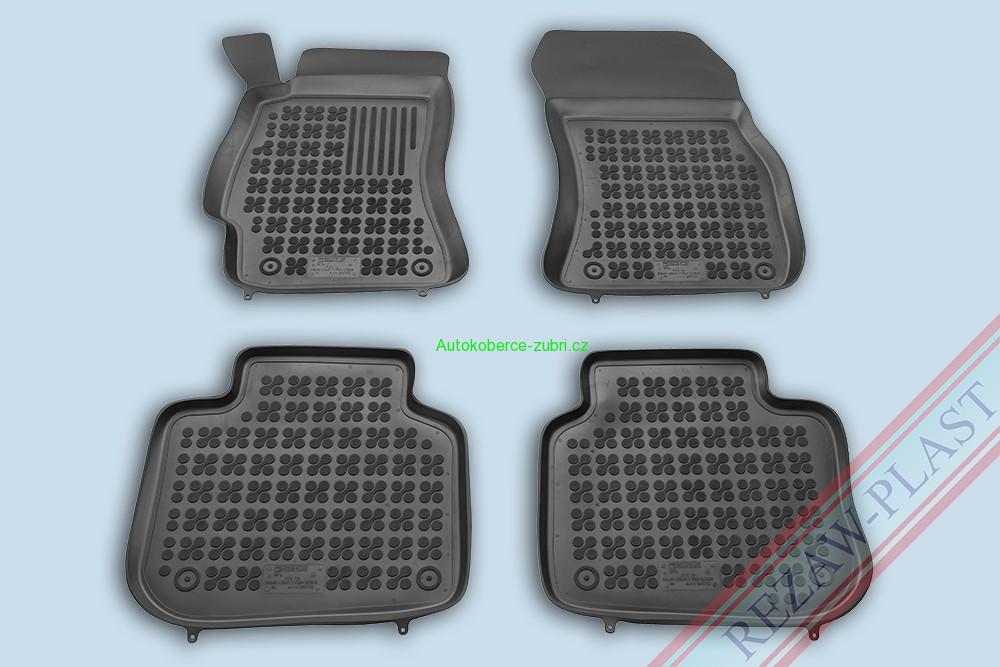 Rezaw Plast Gumové koberce Subaru OUTBACK IV 2009-2014 se zvýšeným okrajem