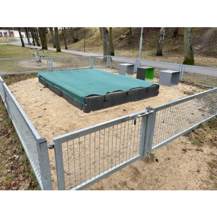 Gumový obrubník na pískoviště a hřiště | rozměr 1150x300x150mm