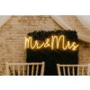 Neónový nápis „Mr & Mrs“ – svadobná LED dekorácia