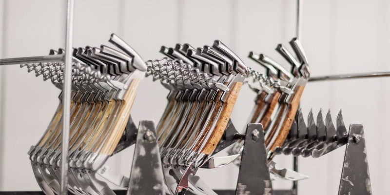 Forge De Laguiole návod na údržbu vinařského nože