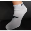 bílé ponožky s gymnastkou