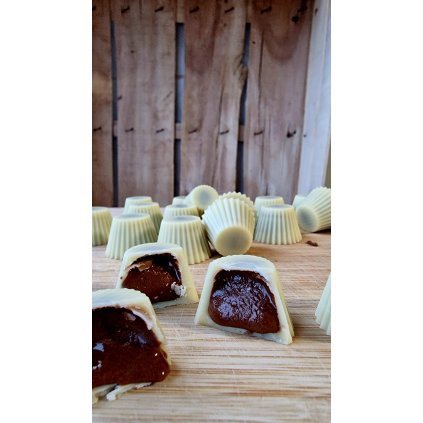 Passion ořechové pralinky bez cukru 30g (Náplň arašídové v bílé čokoládě se skořicí)