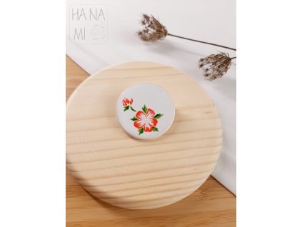 keramická brož s květem sakury