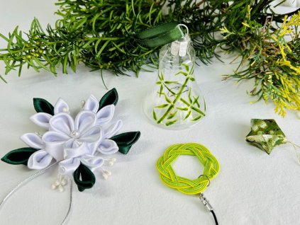 sada vánočních ozdob se zvonečkem s bambusem