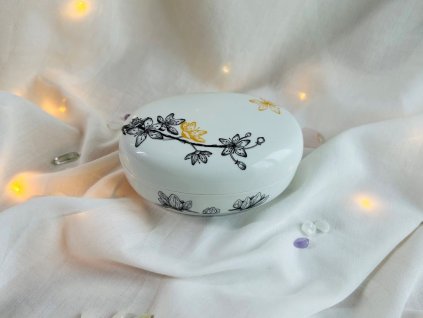 porcelánová šperkovnice Jarní Japonsko s polštářkem