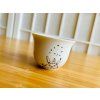 porcelánový pohárek na saké Totoro