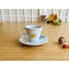 Porcelánový hrneček s podšálkem s javory