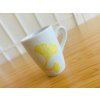 porcelánový espresso hrneček s ginkgo listy