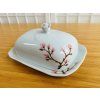 porcelánová máslenka se sakurou a magnolií