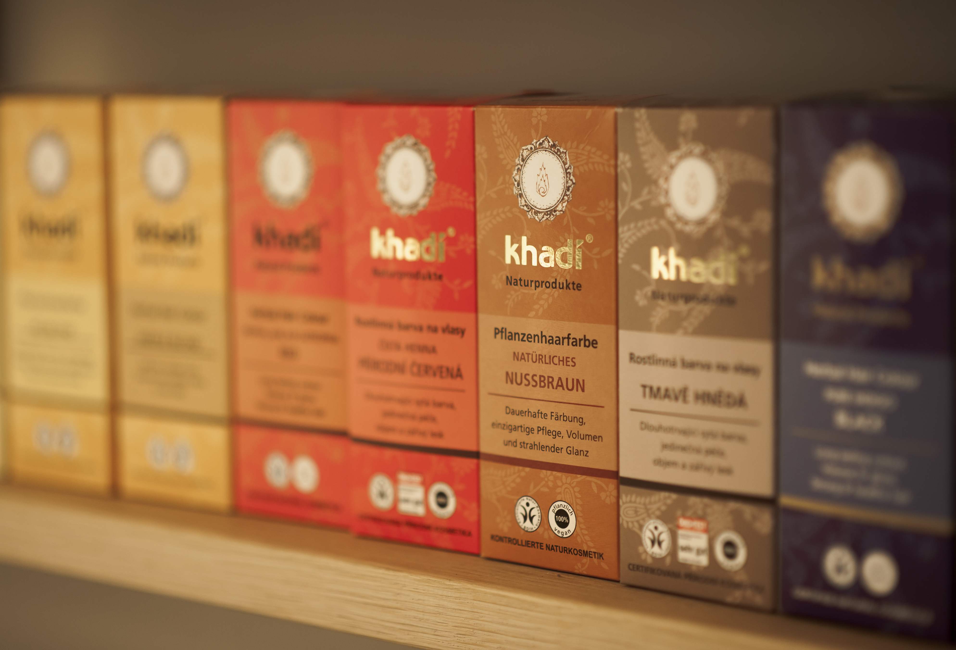 Recenze nových odstínů Khadi: část I. HNĚDÉ