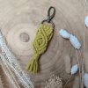Macramé přívěsek -List