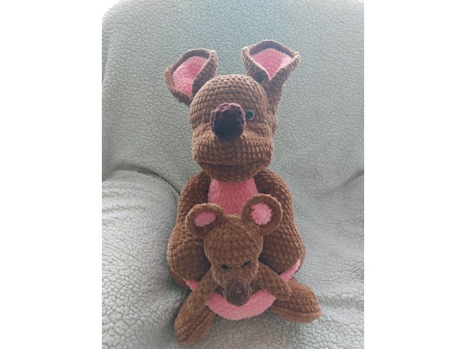 Klokan s malým klokánkem