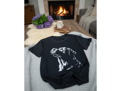 Černé tričko labrador