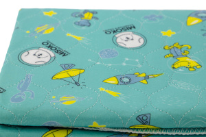  Absorbční pratelná podložka pro psy MISOKO ROCKET. Protiskluzová úprava, čtyřvrstvý materiál, pojme až 1560 ml tekutin. Rozměry 70 × 80 cm (2)