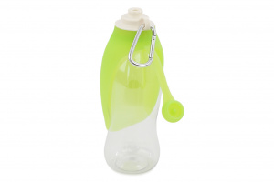 Cestovní láhev na vodu pro psy od ROSEWOOD. Materiál plast, karabina k zavěšení, barva zelená. Objem 500 ml. (2)