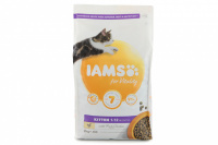 Granule pro koťata IAMS Kitten – vyvážené krmivo s čerstvým kuřecím masem, doplněné o vitamíny a minerály, omega-3 a 6 mastné kyseliny a prebiotika. Balení 2 kg.