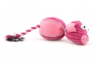 Provazová hračka pro psy – růžové prasátko. Vyrobené z pevné látky kombinované s plyšem a provazem, velikost cca 38 cm. (3)