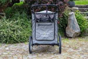  Velký kočárek pro psy s 38cm kolečky a nosností 55 kg. Rozměry kabiny 85 × 55 × 60 cm, možnost připevnění upravovacího stolku. Ideální pro více psů. Barva: šedá. (5)