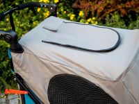  Velký kočárek pro psy s 38cm kolečky a nosností až 45 kg, detail zábrany proti slunci