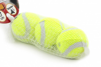 Oblíbená aportovací hračka pro štěňata a malé psy. Povrch jako klasický tenisový míček, průměr míčku 3,7 cm, pískací. Tři míčky v balení. (2)