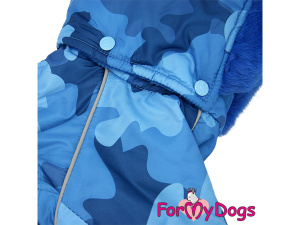  Obleček pro malé až střední psy – zateplený zimní overal BLUE CAMOUFLAGE od For My Dogs z voduodpuzujícího materiálu. Kožešinová podšívka, zateplený sinteponem. Detail kapuce.