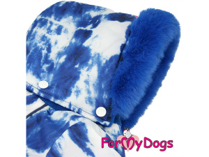 Obleček pro psy – extra teplý zimní overal BLUE TIE-DYE od For My Dogs. Fleecová antistatická podšívka, vysoký fleecový límec, zateplený sinteponem. V límci otvor pro vodítko (4)