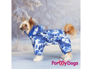 Obleček pro psy – extra teplý zimní overal BLUE TIE-DYE od For My Dogs. Fleecová antistatická podšívka, vysoký fleecový límec, zateplený sinteponem. V límci otvor pro vodítko