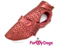 Obleček pro psy i fenky jezevčíků od FMD – zimní bunda BURGUNDY z voduodpuzujícího materiálu. Bunda je zateplená sinteponem a má kožešinovou podšívku.