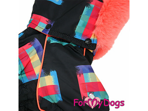  Obleček pro malé až střední fenky – zateplený zimní overal COLOUR STRIPES od For My Dogs z voduodpuzujícího materiálu. Hladká hedvábná podšívka, zateplený sinteponem. Detail kapuce.