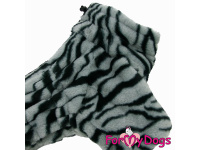  Obleček pro psy – velmi teplý zimní overal GREY TIGER od ForMyDogs z dvouvrstvé plyšové kožešiny do suchého chladného počasí (detail límce)