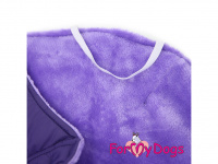 Obleček pro psy i fenky jezevčíků od FMD – zimní bunda PURPLE z voduodpuzujícího materiálu. Bunda je zateplená sinteponem a má kožešinovou podšívku. (4)