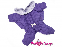  Obleček pro psy – zateplený zimní overal WAVES od For My Dogs z voduodpuzujícího materiálu s plyšovou podšívkou. Barva fialová.