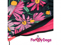  Obleček pro fenky malých až středních plemen – lehoučká pláštěnka FLOWERS BLACK od For My Dogs. Zapínání na zip na zádech, hladká podšívka, odepínací kapuce. (8)