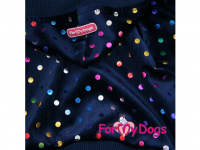  Obleček pro psy i fenky – lehoučký velurový overal s kapucí COLOURFUL DOTS od ForMyDogs. Vhodný i do suchého chladnějšího počasí nebo pro domácí nošení. (2)