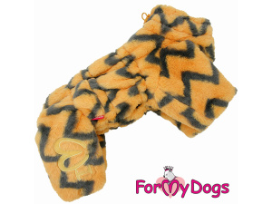  Obleček pro fenky – sinteponem zateplený zimní overal ZIG ZAG ORANGE od ForMyDogs z dvouvrstvé plyšové kožešiny do suchého chladného počasí. Zapínání na zip zádech, zvýšený límec pro lepší ochranu krku