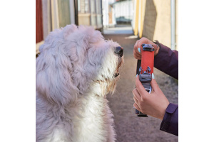 Robustní polostahovací obojek pro psy Hurtta Rover s inovativní přezkou Duraflex nabízí bleskové nasazení přes hlavu a extrémní odolnost pro střední a velké psy (6)