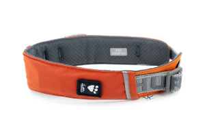 Robustní polostahovací obojek pro psy Hurtta Rover s inovativní přezkou Duraflex nabízí bleskové nasazení přes hlavu a extrémní odolnost pro střední a velké psy