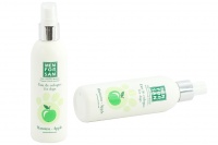 Jemný příjemný parfém pro psy šetrný k jejich čichu i pokožce. Vůně zeleného jablka, objem 125 ml. (2)