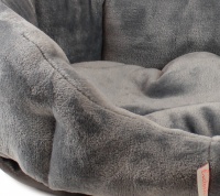 Luxusní pelíšek vhodný pro psy malých až středních plemen