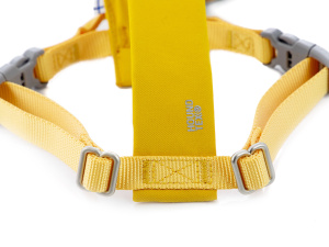  Postroj HURTTA SEEKER – ten nejlepší první postroj pro vaše štěně i dospělé malé průzkumníky! Lehký, měkký a plně nastavitelný postroj z recyklovaných materiálů dopřeje malým psům naprostou svobodu pohybu (6)