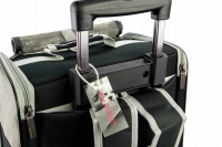  Kombinovaná taška-batoh na psy URBAN PUP s kolečky a výsuvným madlem, detail madla