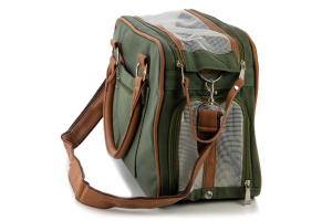  Praktická přepravní taška na psy a kočky s nosností 6 kg z kolekce NOBBY, model PERKA. Vyjímatelná měkoučká podložka, dlouhý nastavitelný popruh pro nošení přes rameno (4)