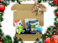   Vánoční dárkový box pro psy s vybranými pamlsky a hned dvěma hračkami. Kompletně připravený vánoční dárek – včetně sváteční mašle. (2)