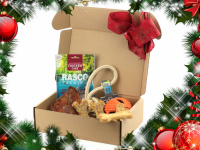  Vánoční box pro velké psy s vybranými pamlsky a hned dvěma hračkami. Kompletně připravený vánoční dárek – včetně sváteční mašle.