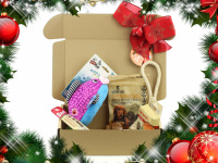   Vánoční box pro psy s vybranými pamlsky a hned dvěma hračkami dle vlastního výběru. Kompletně připravený vánoční dárek – včetně sváteční mašle. (3)