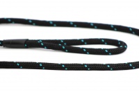 Provazové vodítko pro psy ROSEWOOD Rope Twist z pevného nylonu. Vodítko má kruhový průřez a je opatřené pevnou pochromovanou karabinou. Délka 1,55 m, barva černá (3).