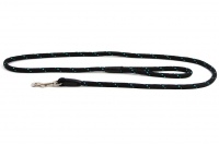 Provazové vodítko pro psy ROSEWOOD Rope Twist z pevného nylonu. Vodítko má kruhový průřez a je opatřené pevnou pochromovanou karabinou. Délka 1,55 m, barva černá.
