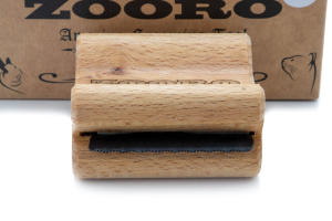  ZOORO Amazing Grooming Tool – kartáč na vyčesávání krátké srsti psů a koní, velikost S (4)