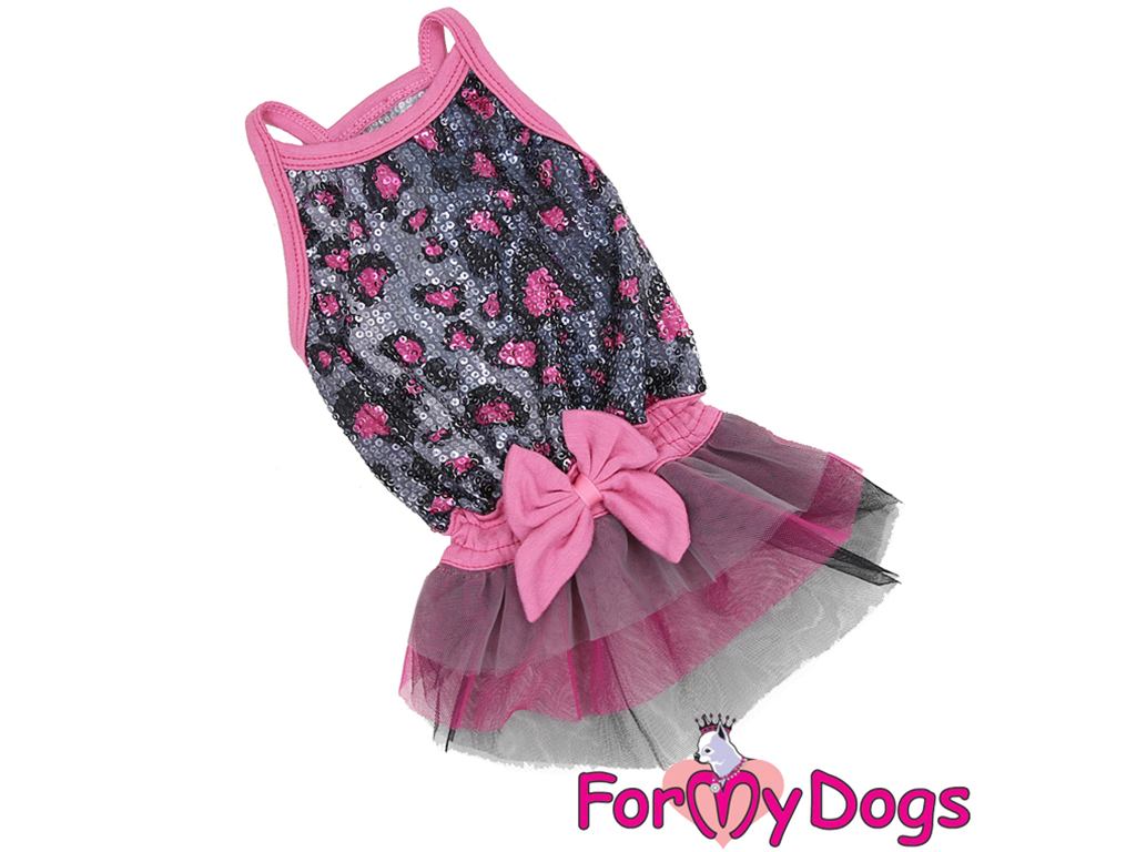Obleček pro fenky – stylové šaty od For My Dogs. Šaty s úzkými ramínky jsou zdobené flitry a růžovou mašlí