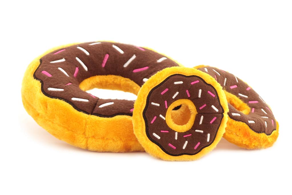 ZippyPaws Plyšový donut – čokoládový Velikost: S